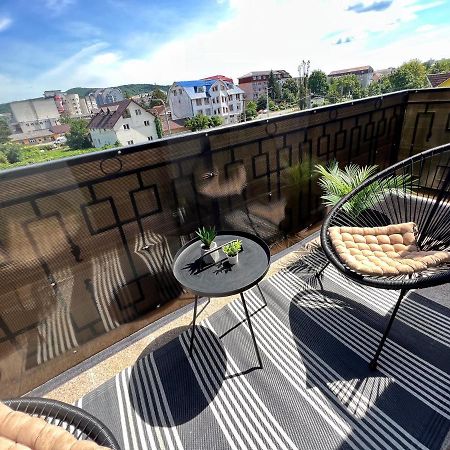 Studio Poienii - A Cozy Stay 5 Min Away From The Center Bistrita  Luaran gambar