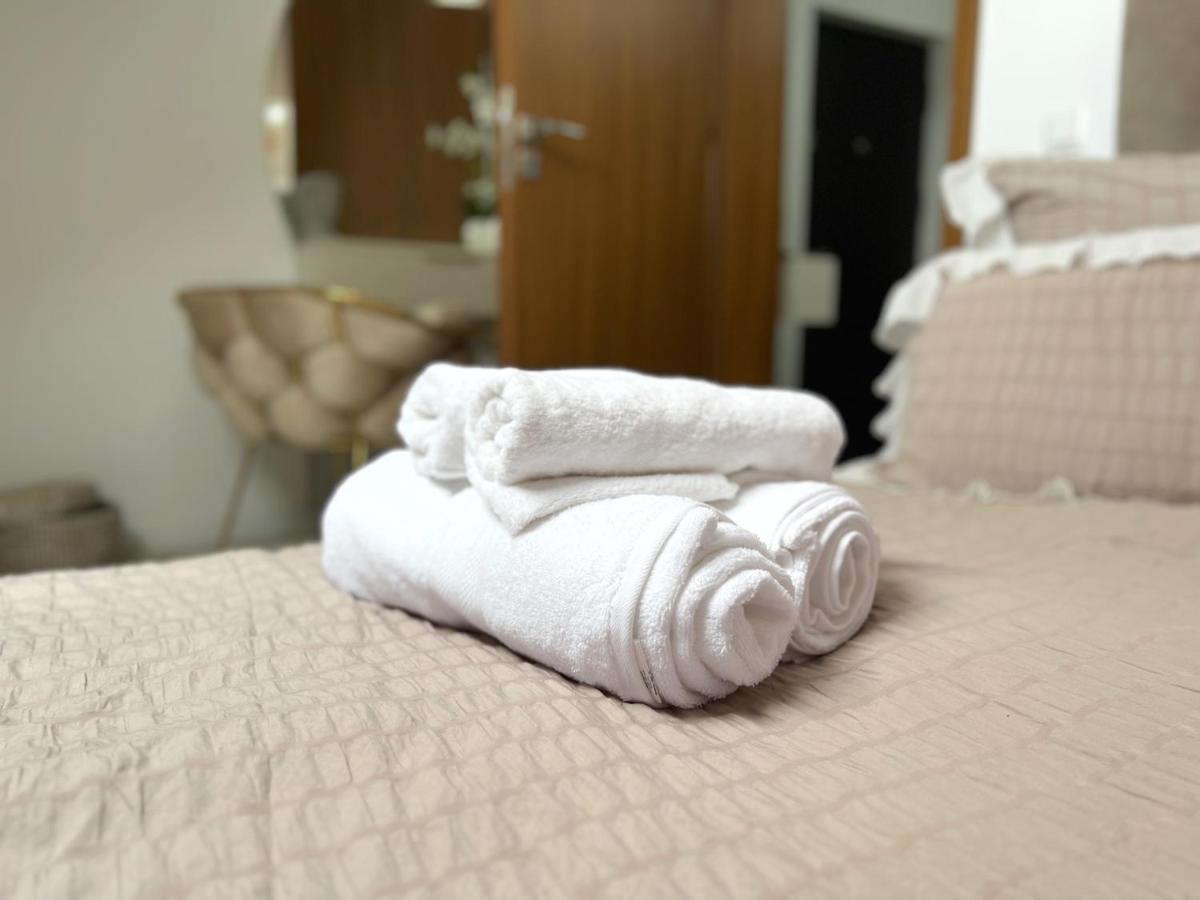 Studio Poienii - A Cozy Stay 5 Min Away From The Center Bistrita  Luaran gambar